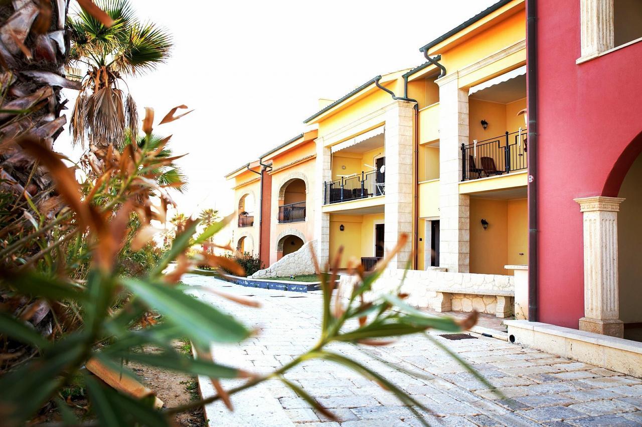 Marina Di Cala Del Sole Hotel Licata Buitenkant foto
