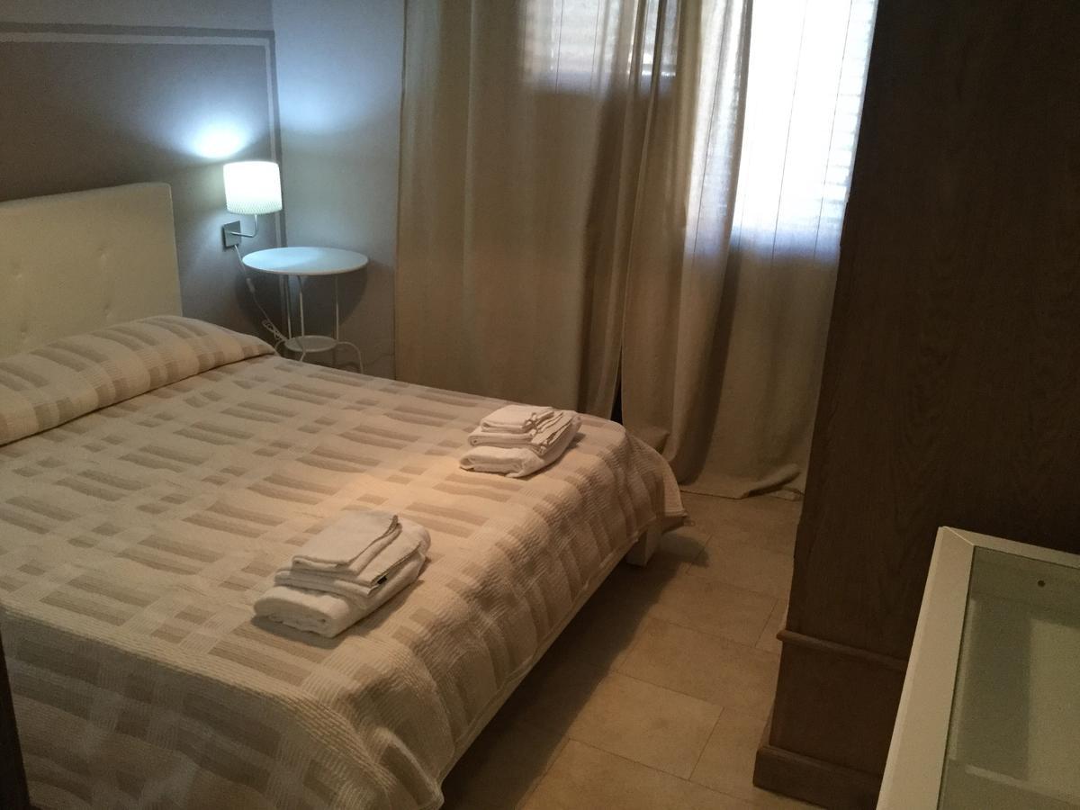 Marina Di Cala Del Sole Hotel Licata Buitenkant foto